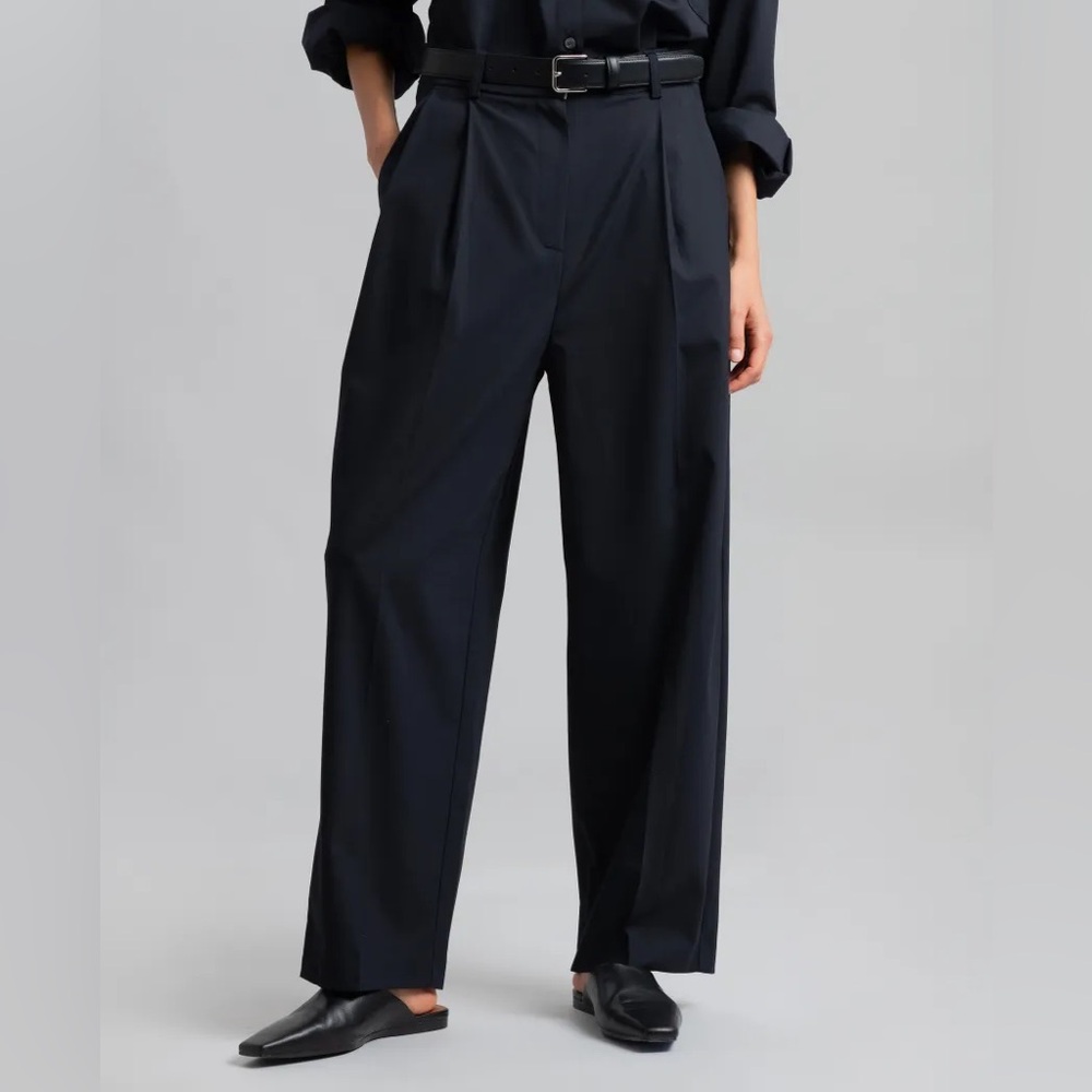 The Frankie Shop Jour pleated pants